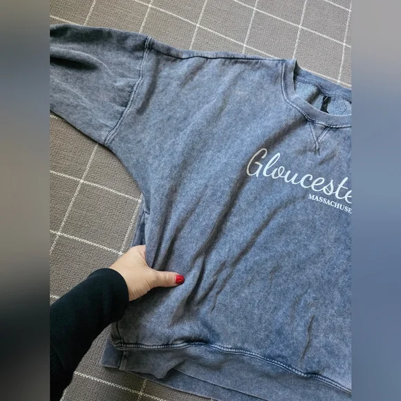 Gloucester Massachusetts Sweat Shirt - Picture 5 of 7